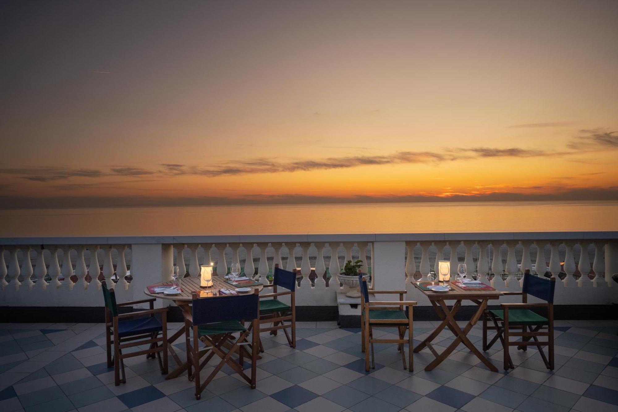 Palace Hotel Viareggio Exterior foto